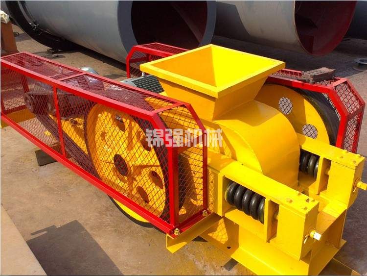 雙齒輥破碎機(jī)(圖1) 雙齒輥式破碎機(jī)(圖1)